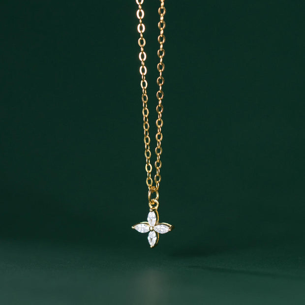 Clover Charm: 925 Silver Four-Petal Flower Necklace with Zircon Pendant