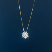 Sparkling Snowflake: 925 Silver Diamond Pendant Necklace