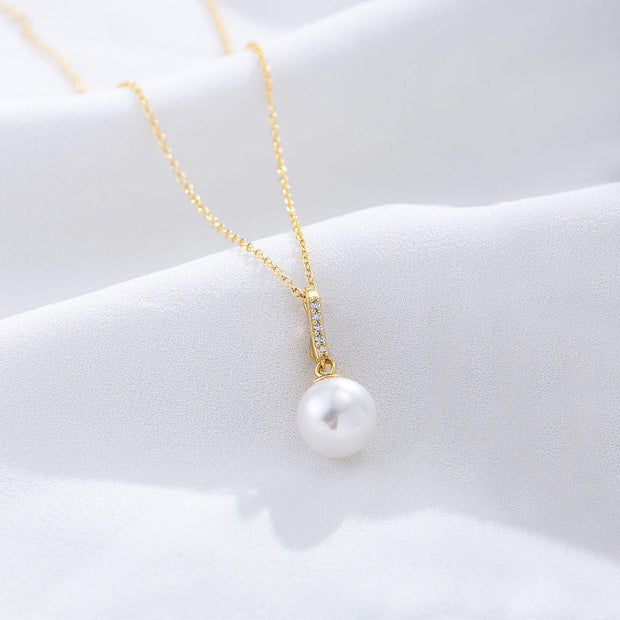 Timeless Elegance: 925 Silver Pearl Necklace with Zircon Bar and Round Pearl Pendant